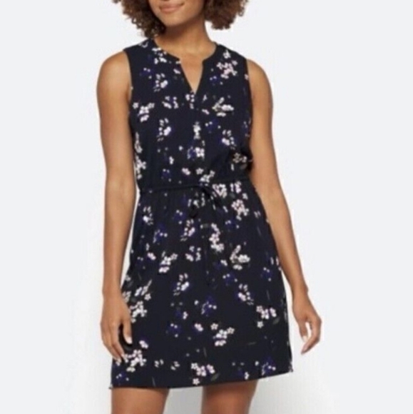 41 Hawthorn Dresses & Skirts - NWT 41 Hawthorn Dress Claira Tie Waist Dress Navy Medium Floral Sleeveless
